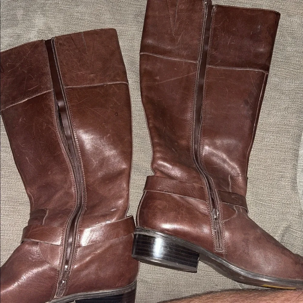Ralph Lauren Burnished Calf Boots size 8, 8B - Picture 3 of 4